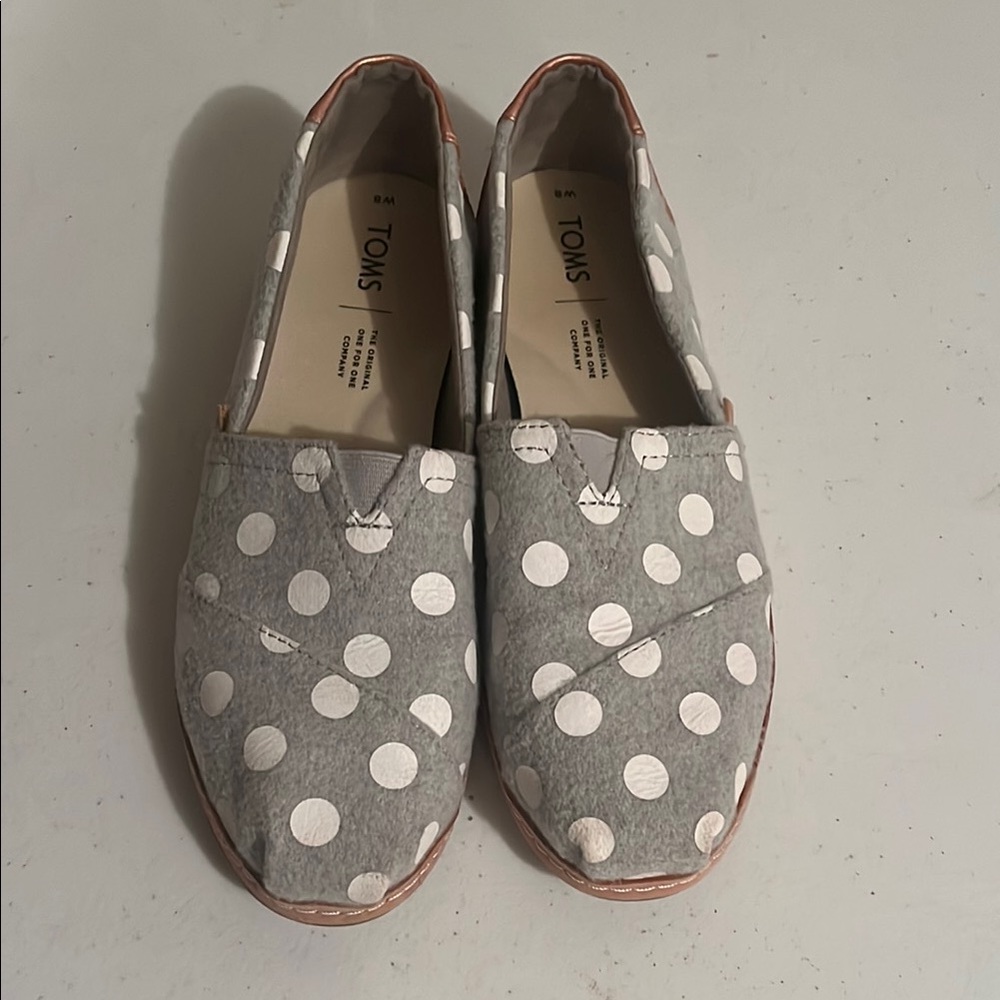 Toms Gray and White Polka Dot Flats
